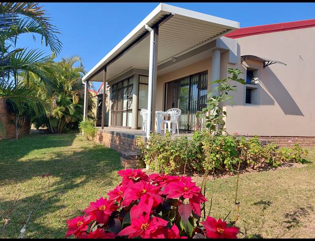 2.5 BEDROOM TOWNHOUSE FOR SALE IN UVONGO